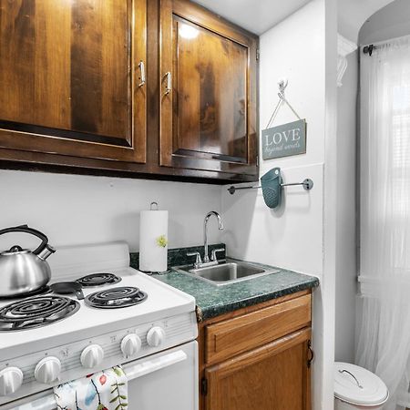 Stylish Studio In City Center Filadelfia Esterno foto