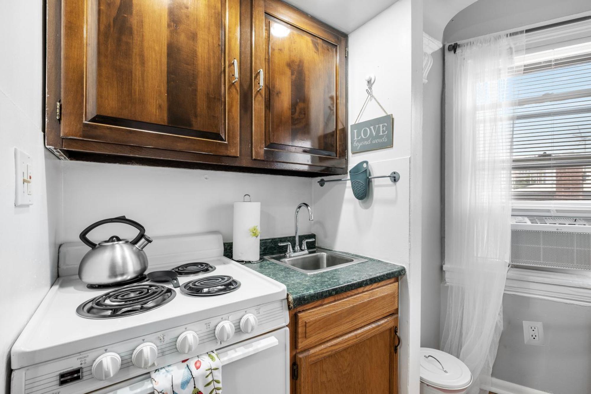 Stylish Studio In City Center Filadelfia Esterno foto